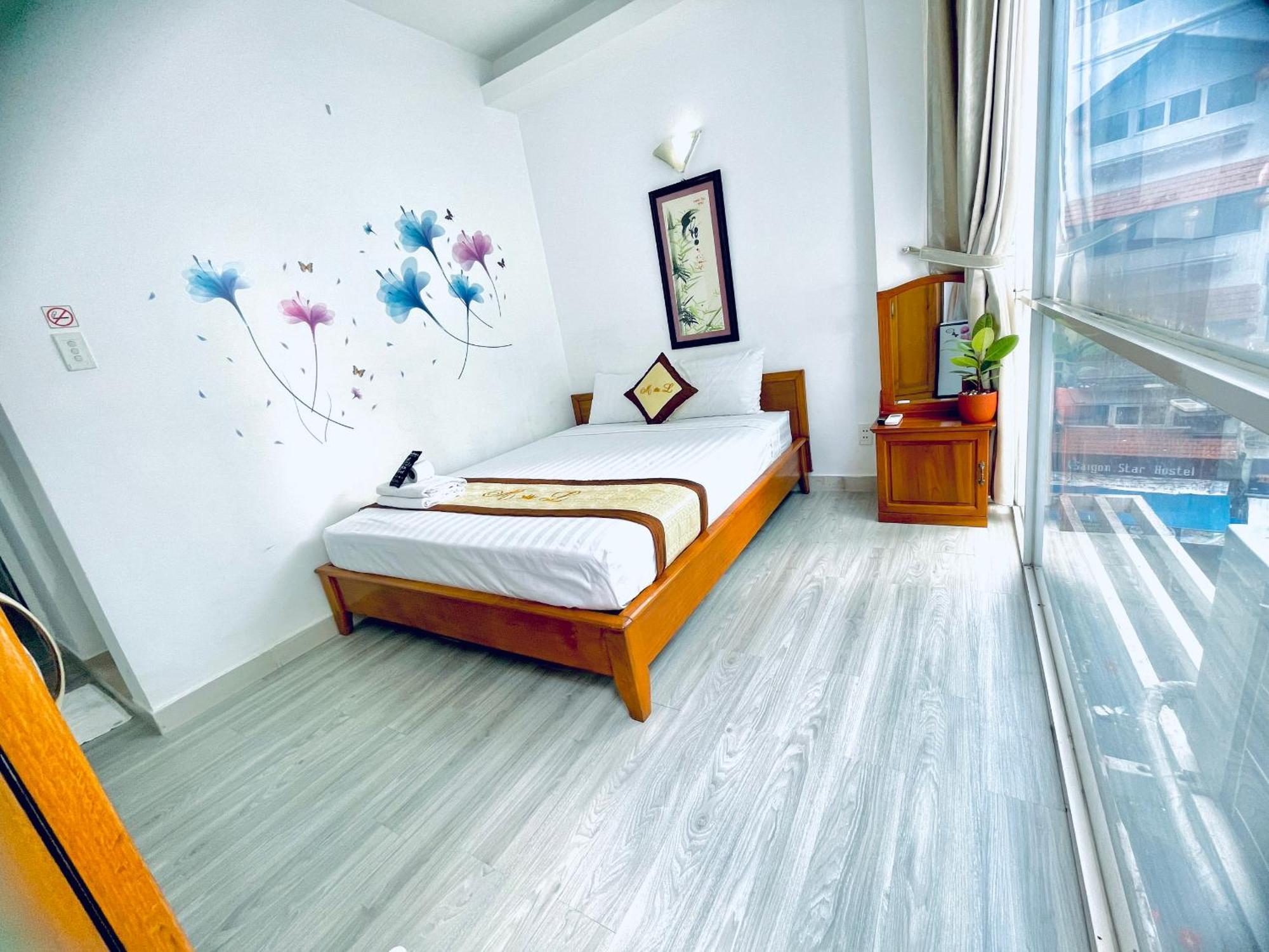 Marieline 1 Hotel Pham Ngu Lao Хошимін Екстер'єр фото